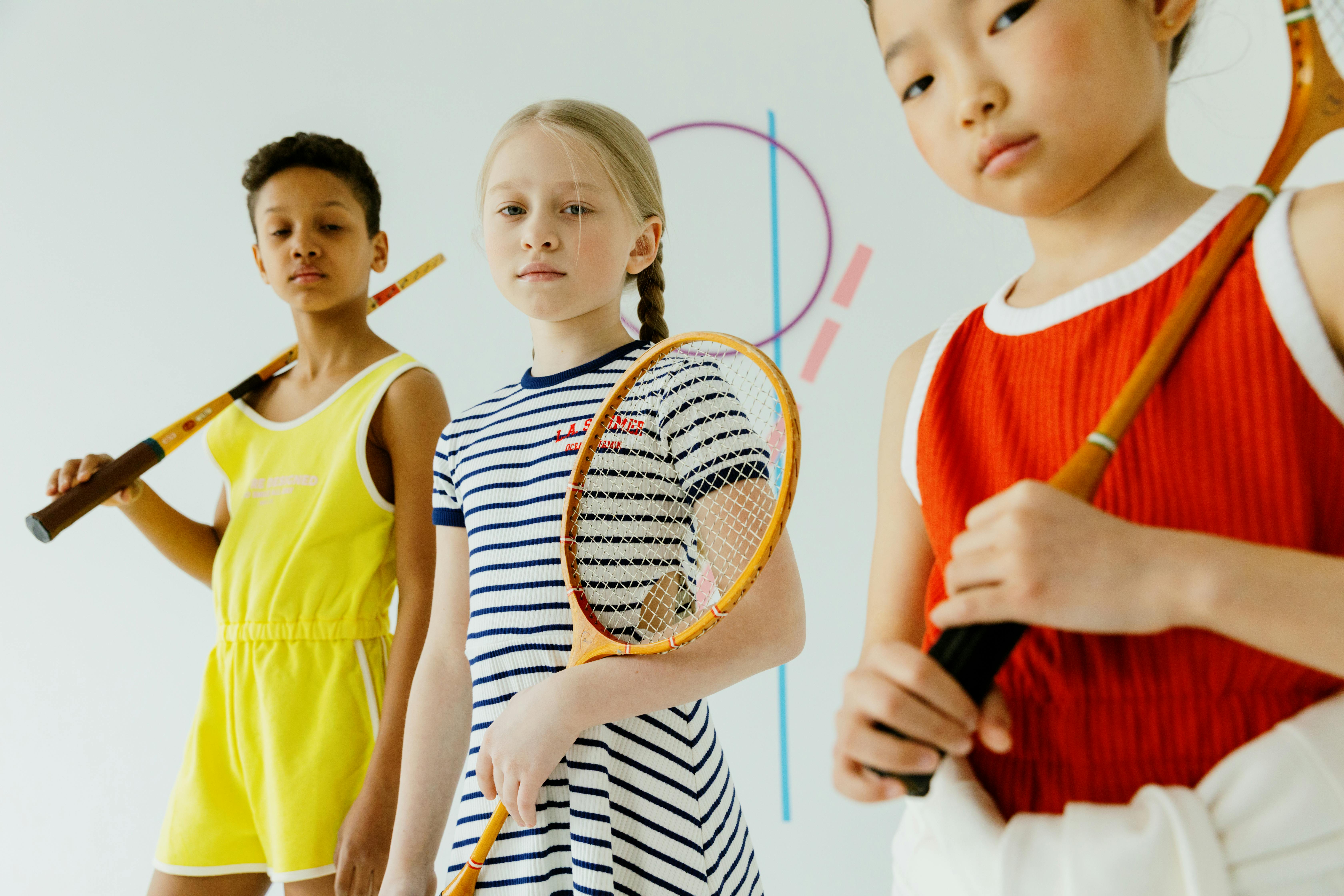 历届回顾：同景不同身份的文案反转